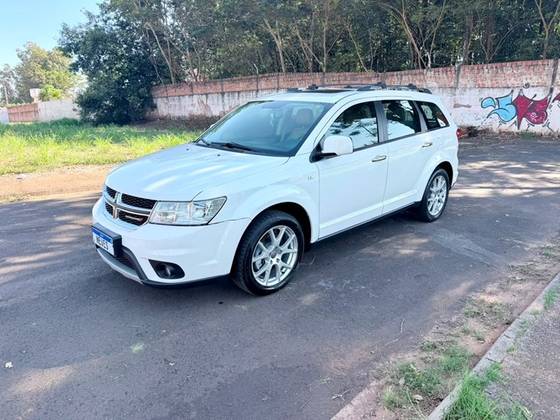 DODGE JOURNEY 3.6 RT AWD V6 GASOLINA 4P AUTOMÁTICO DODGE JOURNEY 3.6 RT AWD V6 GASOLINA 4P AUTOMÁTICO